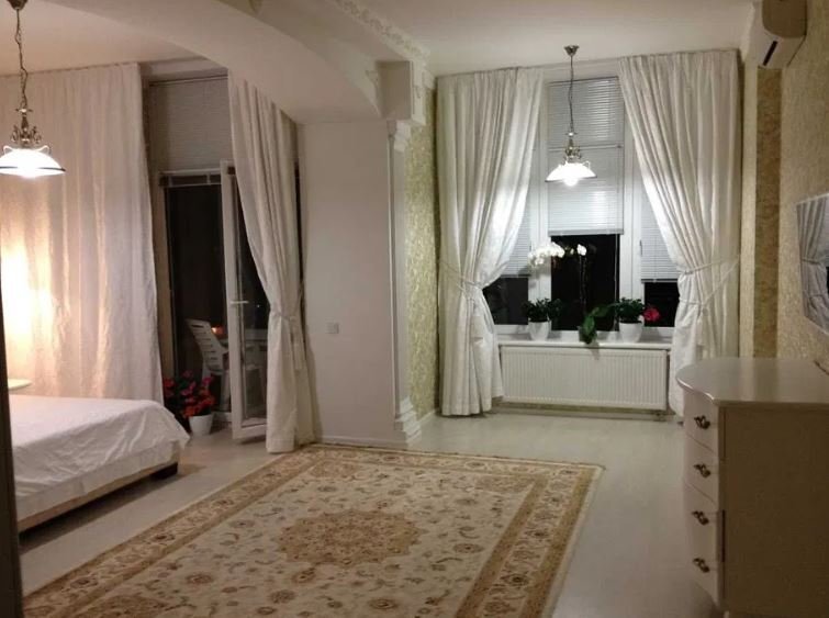 Аренда 2-комнатной квартиры 140 м², Днепровская наб., 26Д