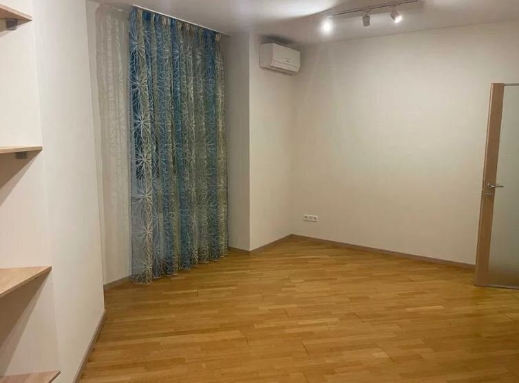 Аренда 4-комнатной квартиры 168 м², Раисы Окипной ул., 8