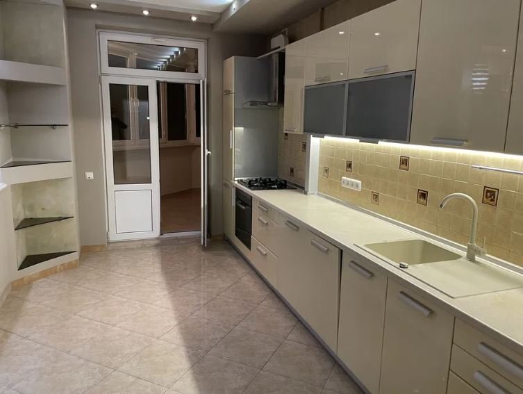Аренда 4-комнатной квартиры 168 м², Раисы Окипной ул., 8