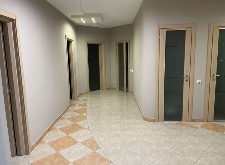 Аренда 4-комнатной квартиры 168 м², Раисы Окипной ул., 8