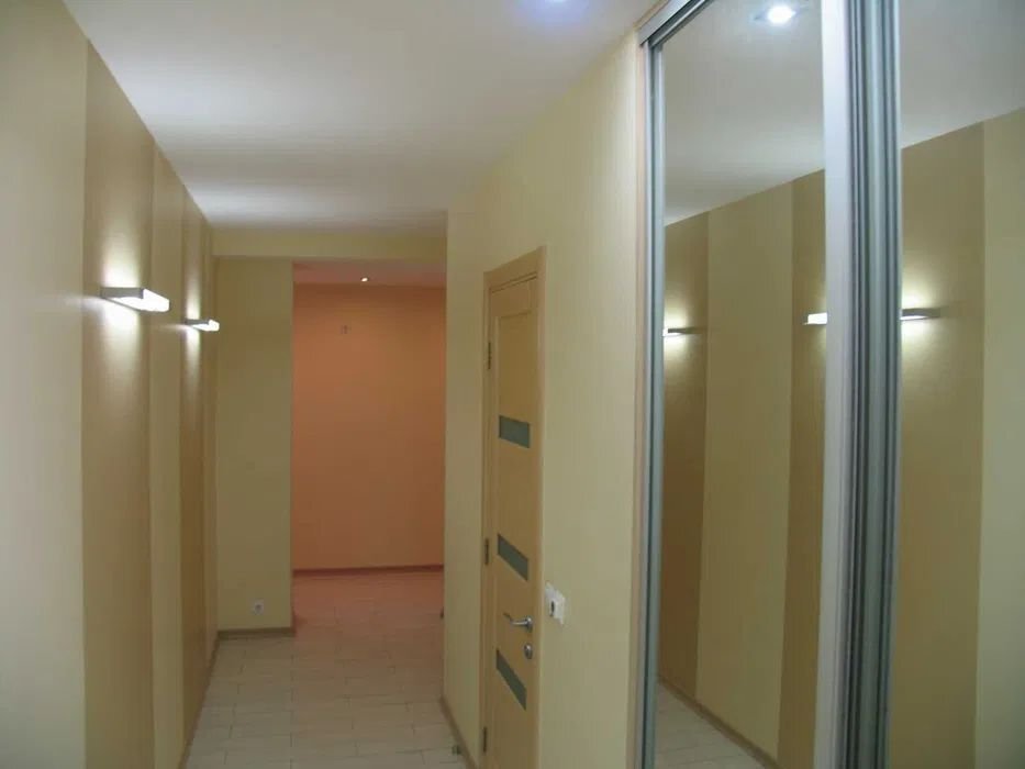 Аренда 3-комнатной квартиры 90 м², Героев Обороны ул., 10А