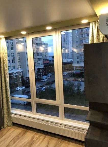 Аренда 1-комнатной квартиры 55 м², Михаила Врубеля ул., Драгоманова 38