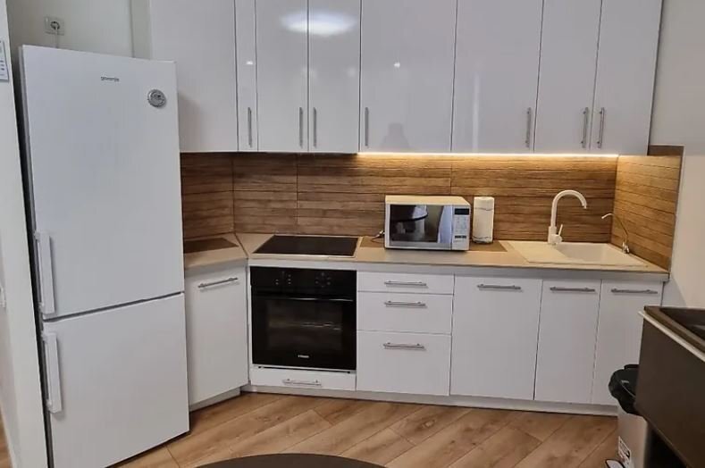 Аренда 1-комнатной квартиры 56 м², Старонаводницкая ул., 13