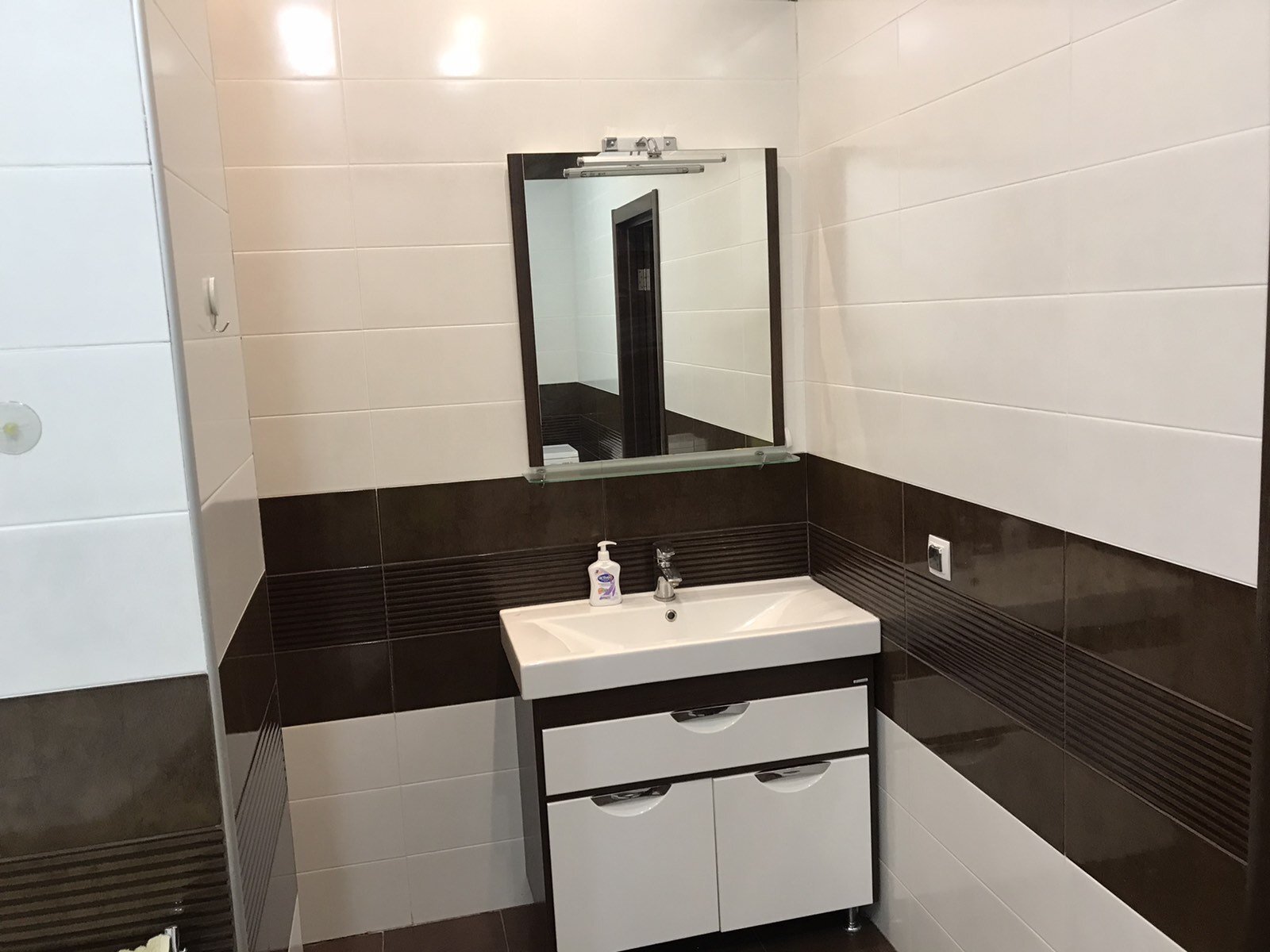 Оренда 1-кімнатної квартири 92 м², Срібнокільська вул., 3В