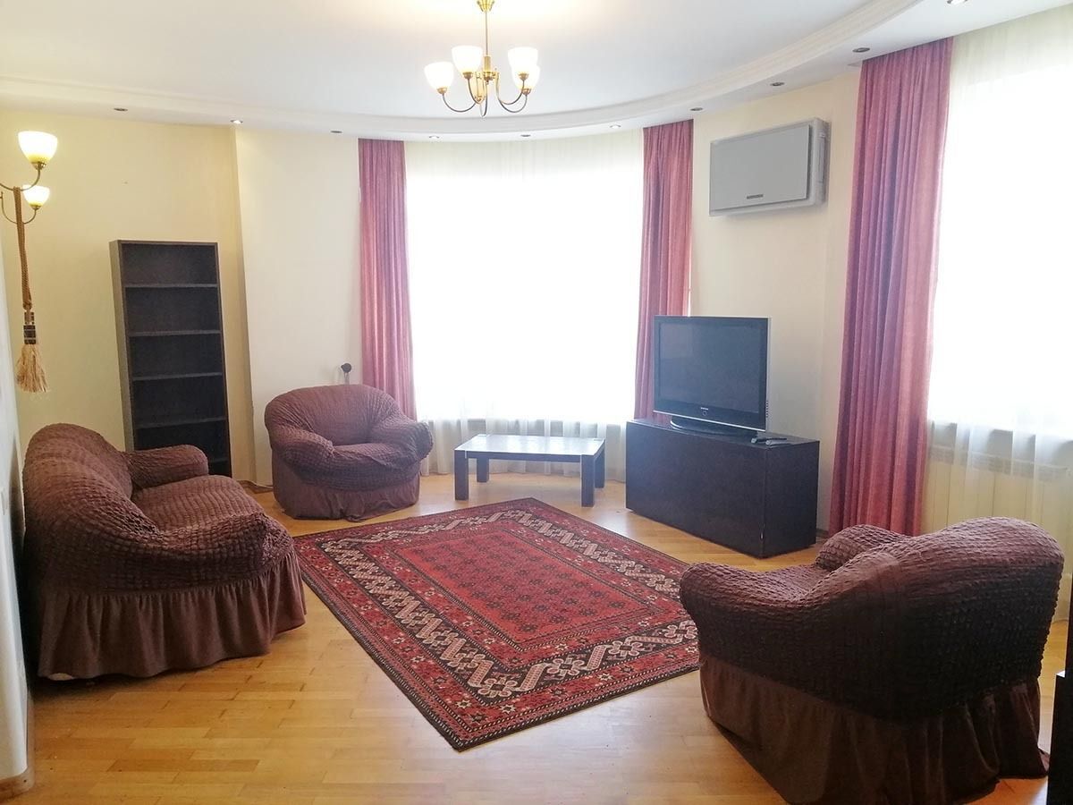 Оренда 3-кімнатної квартири 125 м², Московська вул., 46/2