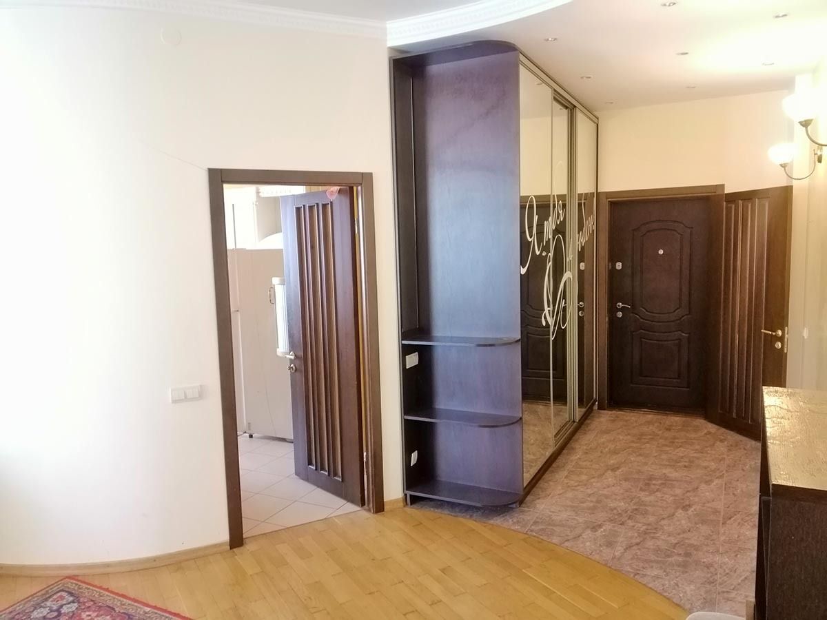 Оренда 3-кімнатної квартири 125 м², Московська вул., 46/2