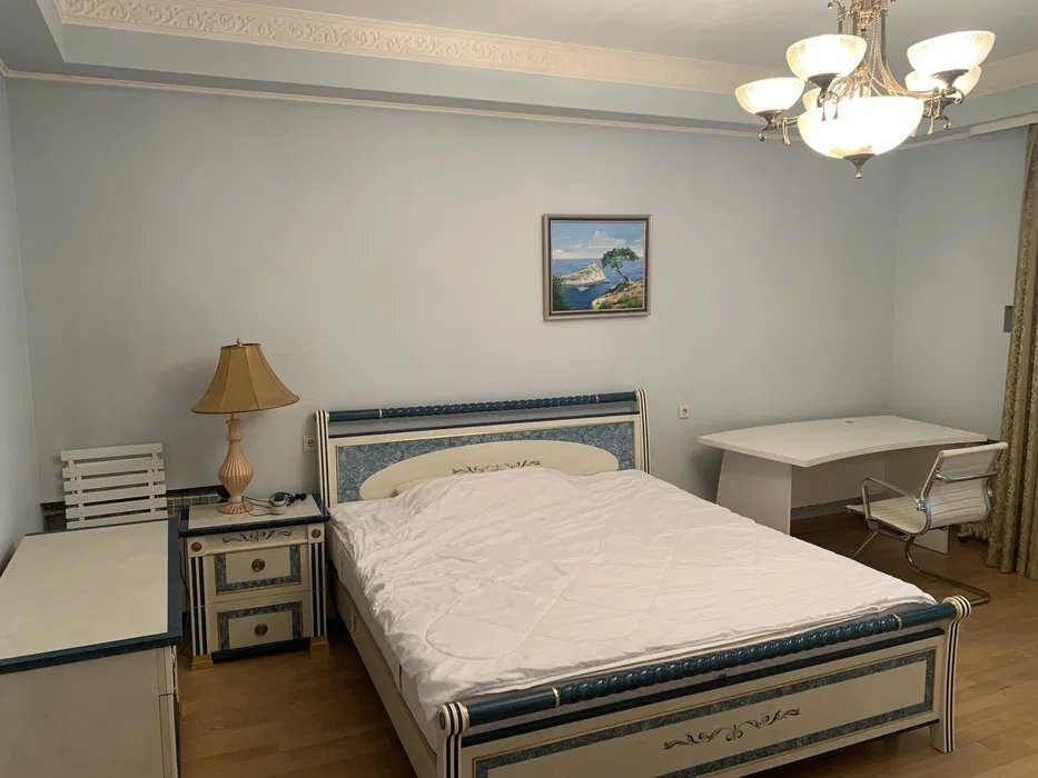 Аренда 2-комнатной квартиры 75 м², Костельная ул., 10