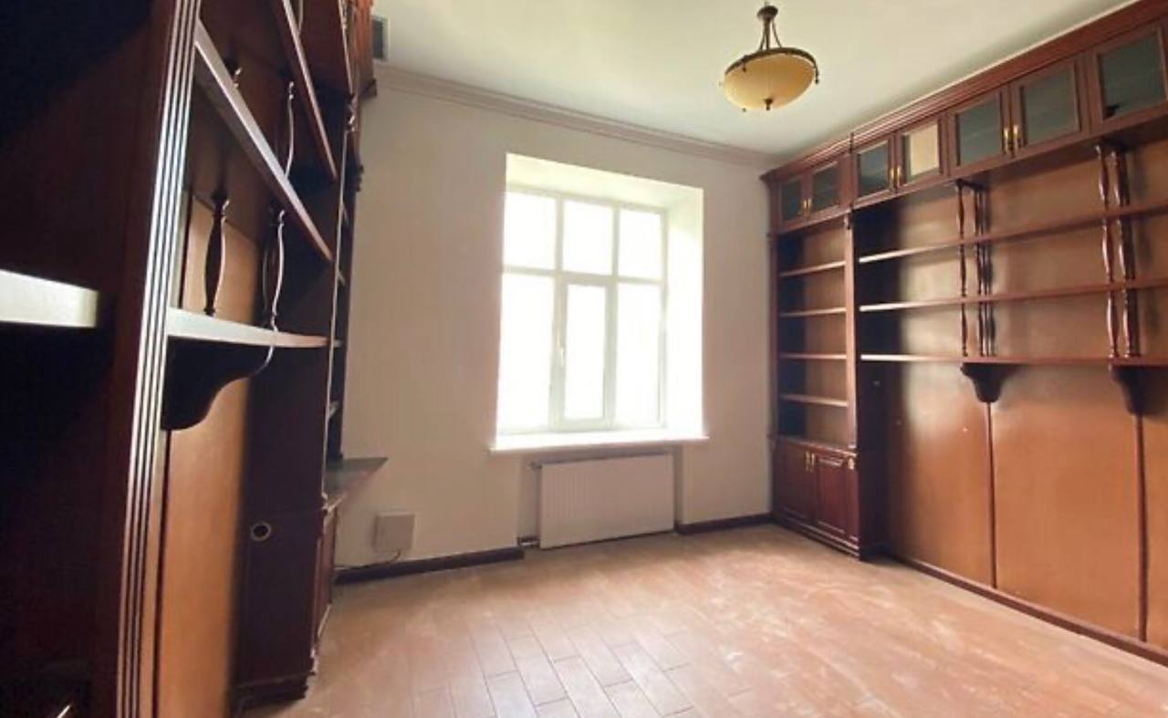 Аренда 5-комнатной квартиры 300 м², Дарвина ул., 6