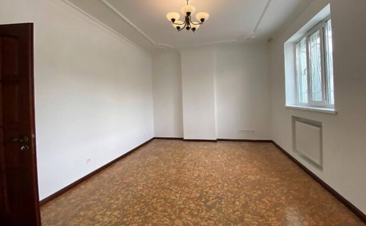 Аренда 5-комнатной квартиры 300 м², Дарвина ул., 6