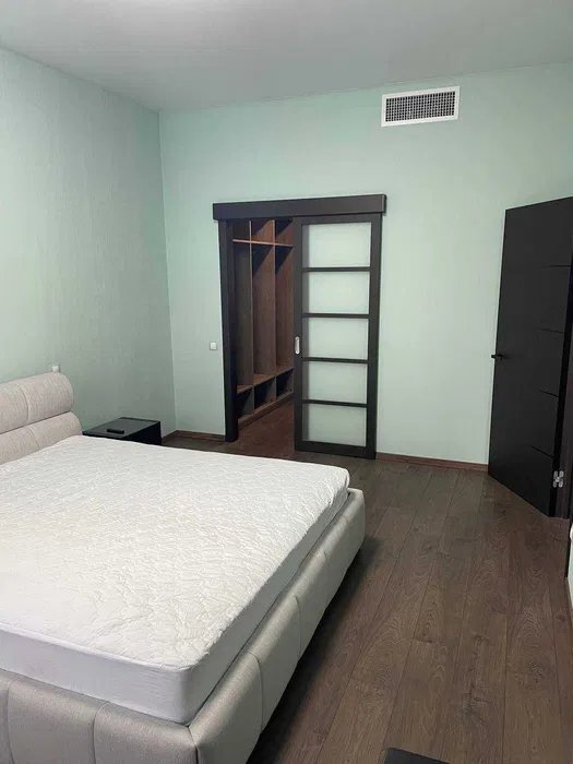Аренда 1-комнатной квартиры 72 м², Саперное Поле ул., 14/55