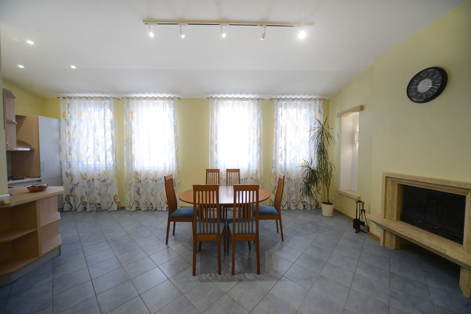Аренда 4-комнатной квартиры 150 м², Малая Житомирская ул., 16/3