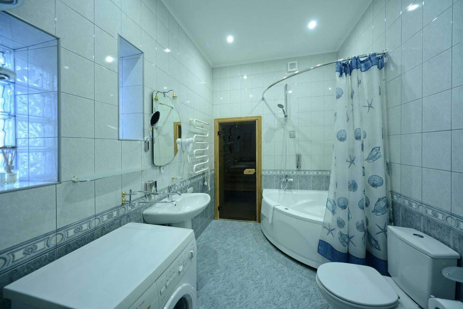 Аренда 4-комнатной квартиры 150 м², Малая Житомирская ул., 16/3