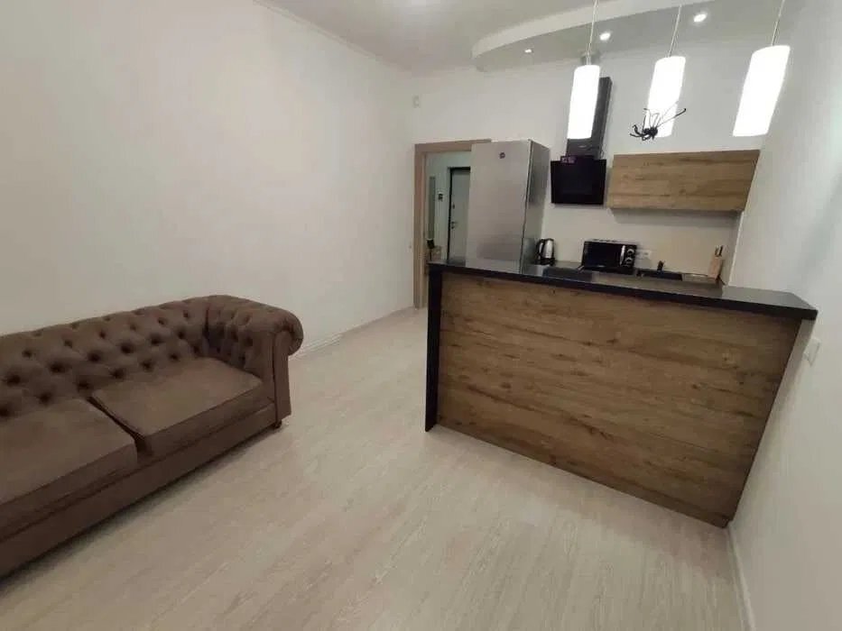 Аренда 1-комнатной квартиры 45 м², Василия Тютюнника ул., 51/1А