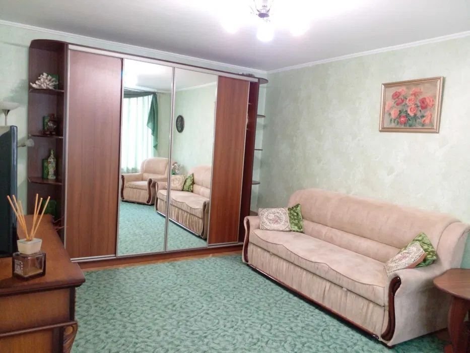 Аренда 2-комнатной квартиры 60 м², Василия Тютюнника ул., 22/26