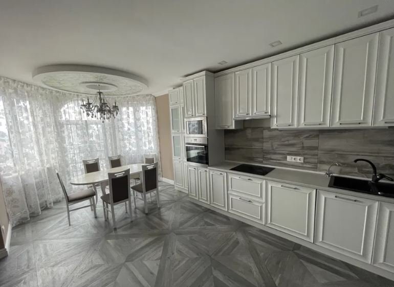 Аренда 2-комнатной квартиры 140 м², Дмитриевская ул., 75