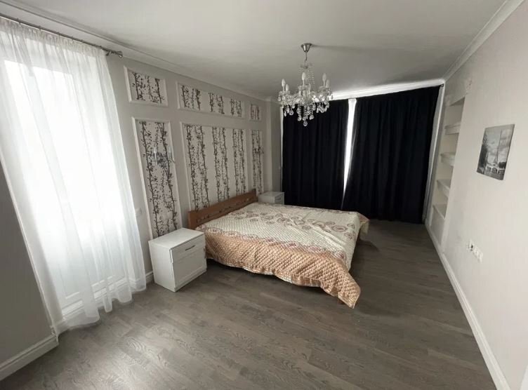 Аренда 2-комнатной квартиры 140 м², Дмитриевская ул., 75