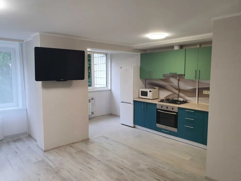 Оренда 3-кімнатної квартири 78 м², Виноградний пров., 6