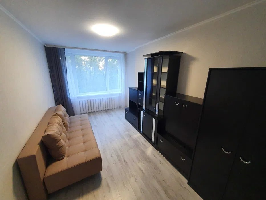 Оренда 3-кімнатної квартири 78 м², Виноградний пров., 6