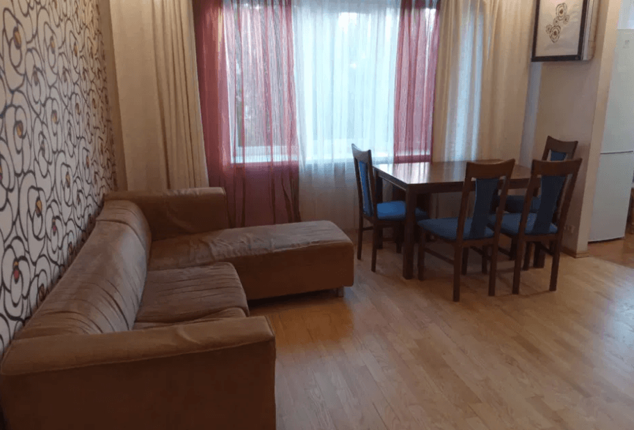 Оренда 3-кімнатної квартири 60 м², Багговутівська вул., 3/15