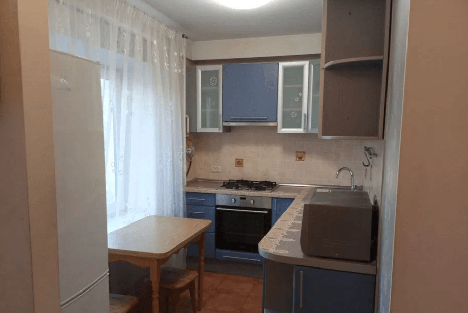Аренда 3-комнатной квартиры 60 м², Багговутовская ул., 3/15