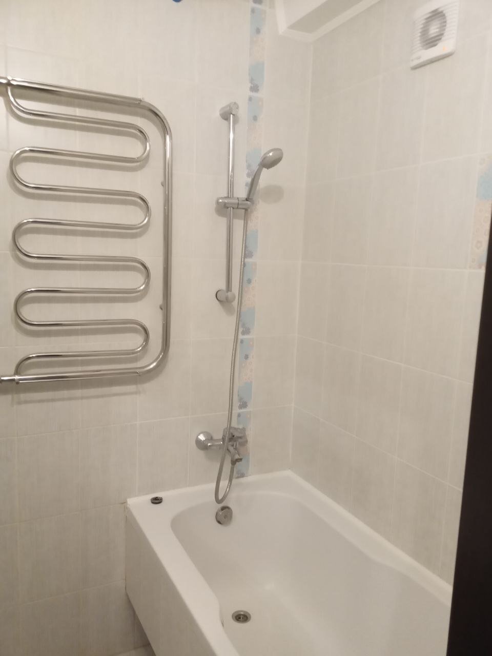 Аренда 3-комнатной квартиры 60 м², Багговутовская ул., 3/15