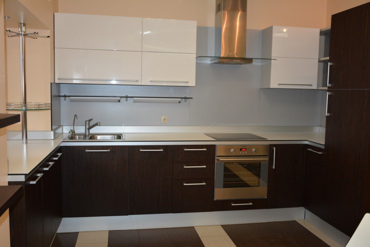 Аренда 3-комнатной квартиры 130 м², Евгения Коновальца ул., 32Г