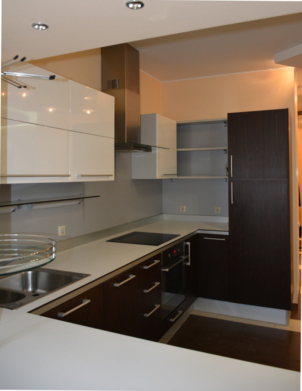 Аренда 3-комнатной квартиры 130 м², Евгения Коновальца ул., 32Г
