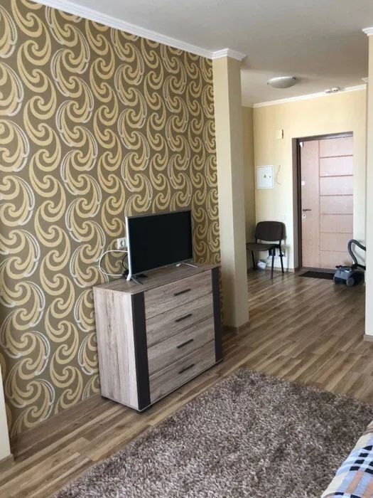 Оренда 1-кімнатної квартири 37 м², Богатирська вул., 6А