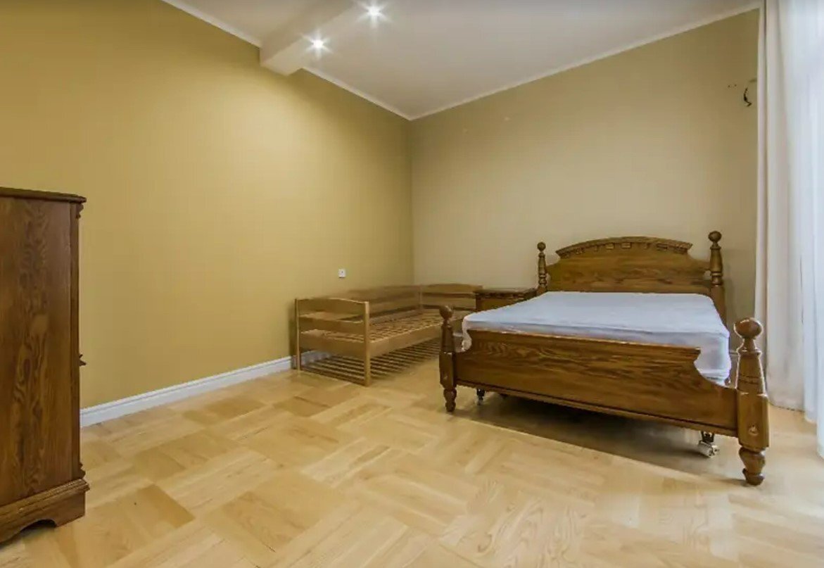Аренда 5-комнатной квартиры 146 м², Софиевская ул., 25