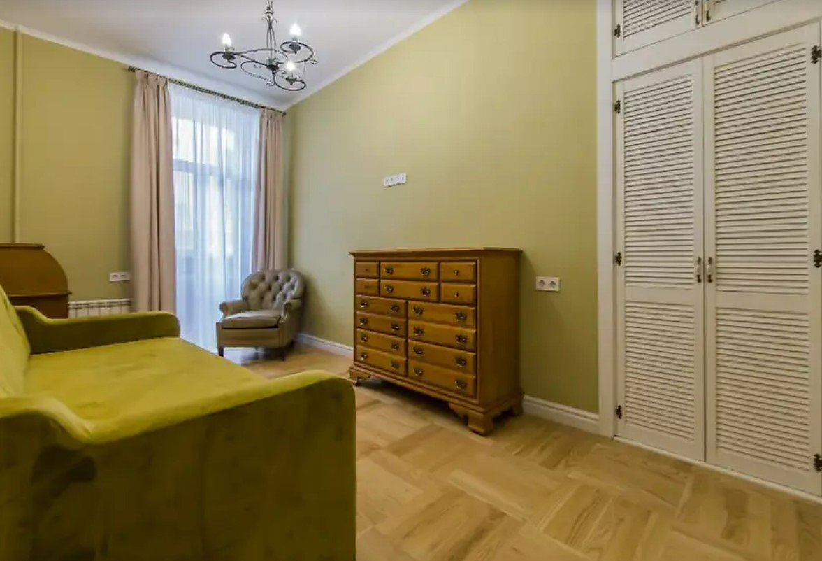 Аренда 5-комнатной квартиры 146 м², Софиевская ул., 25