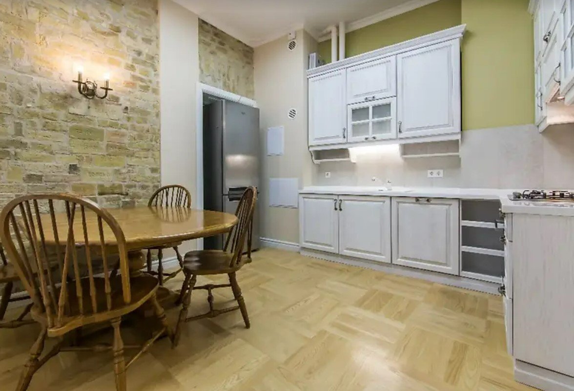 Аренда 5-комнатной квартиры 146 м², Софиевская ул., 25