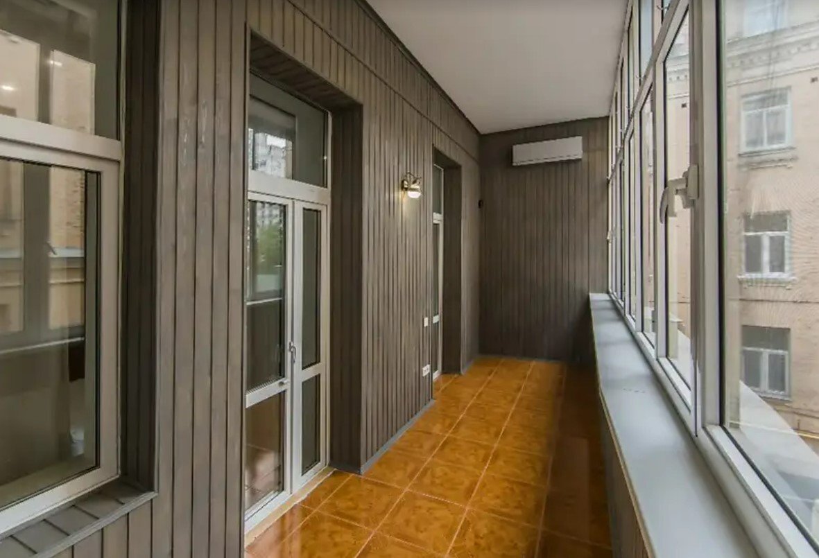 Аренда 5-комнатной квартиры 146 м², Софиевская ул., 25