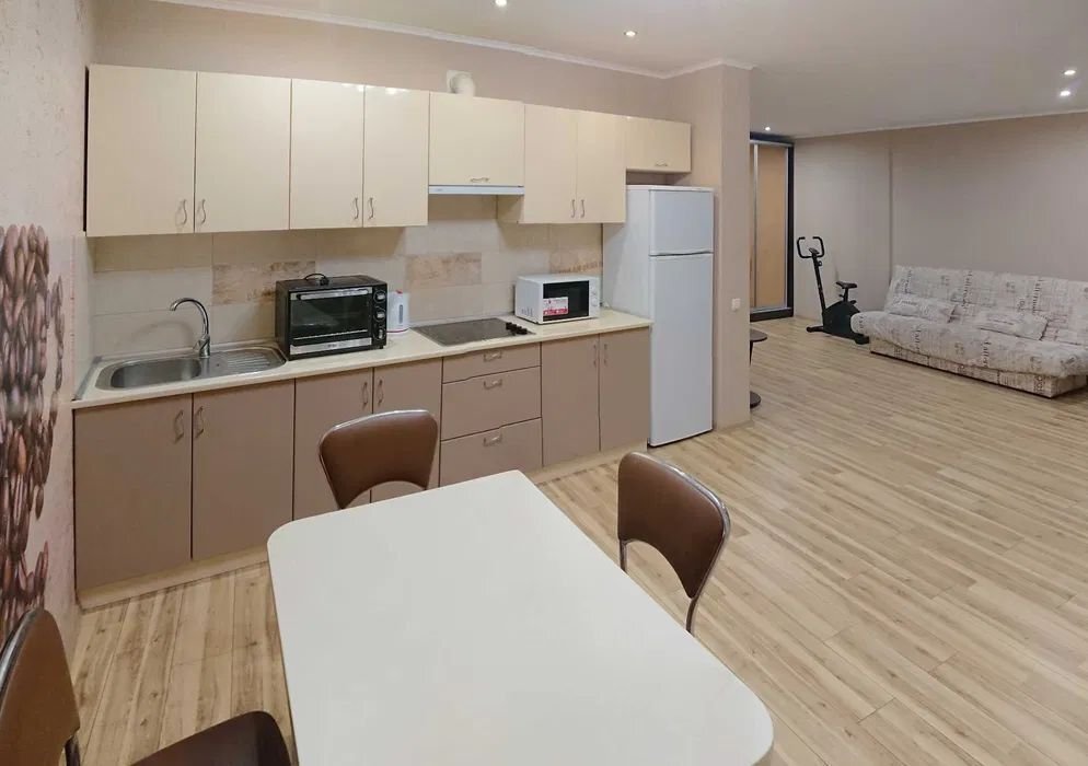 Аренда 1-комнатной квартиры 52 м², Златоустовская ул., 55