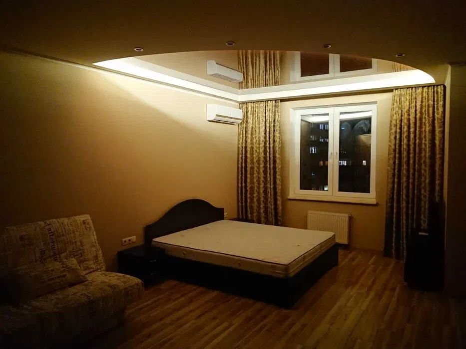 Аренда 1-комнатной квартиры 52 м², Златоустовская ул., 55