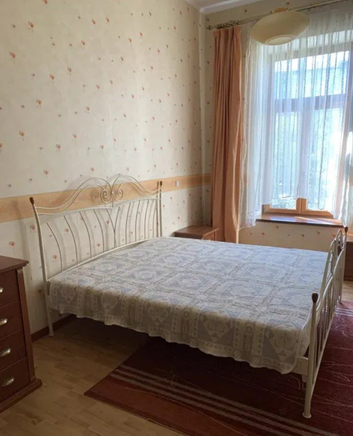 Оренда 3-кімнатної квартири 70 м², Івана Федорова вул., 12