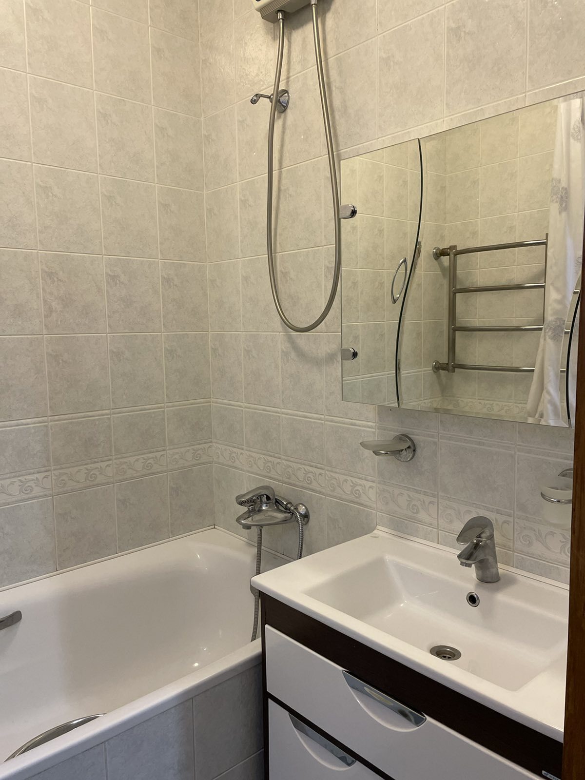 Аренда 3-комнатной квартиры 101 м², Круглоуниверситетская ул., 17