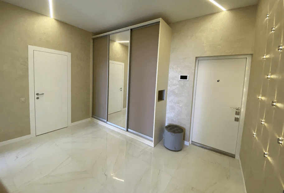 Аренда 1-комнатной квартиры 70 м², Михаила Драгомирова ул., 4Б