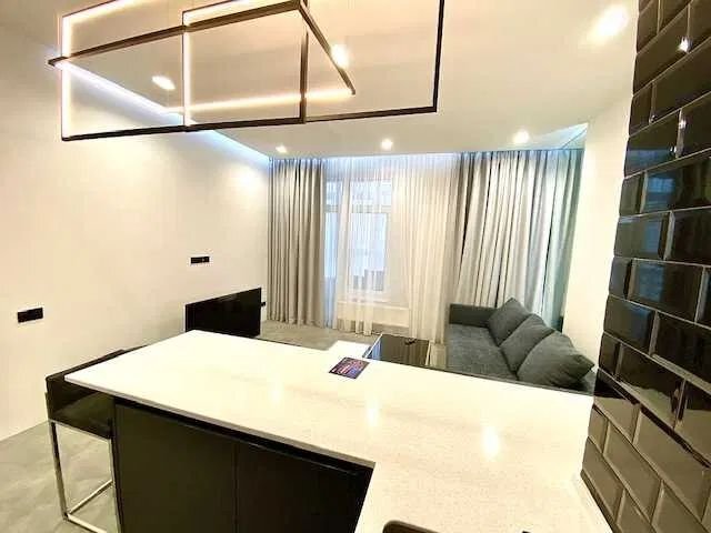 Аренда 1-комнатной квартиры 55 м², Леси Украинки бул., 7В