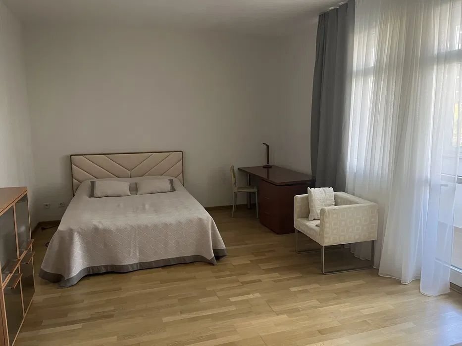 Аренда 3-комнатной квартиры 164 м², Бульварно-Кудрявская ул., 36