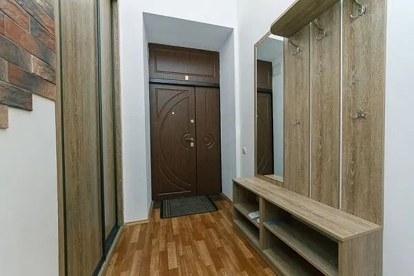 Аренда 2-комнатной квартиры 60 м², Десятинная ул., 1/3