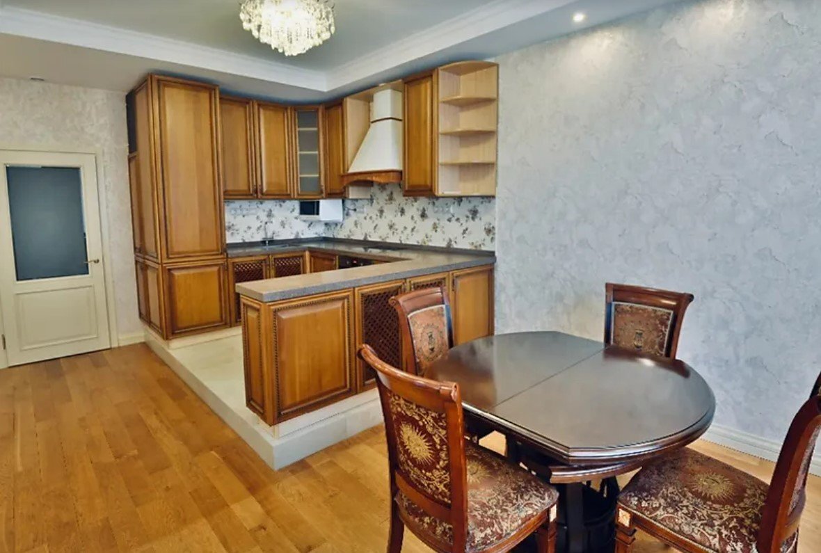 Аренда 3-комнатной квартиры 175 м², Леси Украинки бул., 7Б