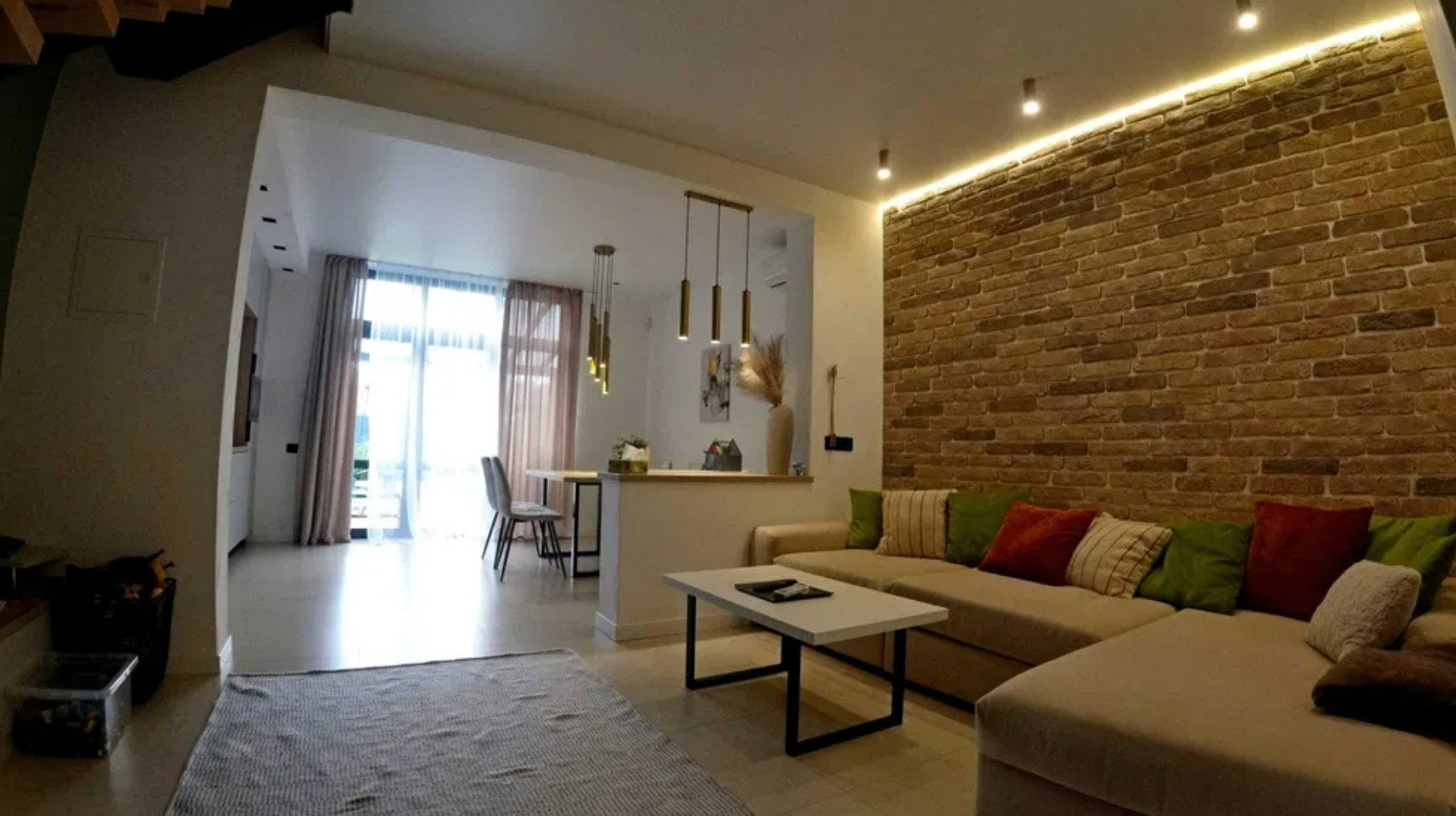 Аренда 2-комнатной квартиры 90 м², 41-я Садовая ул., 15