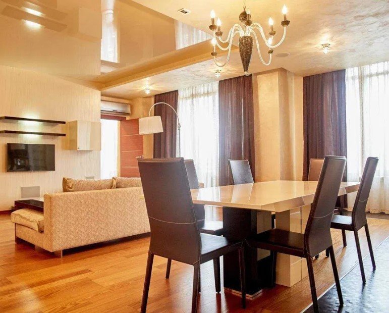 Аренда 2-комнатной квартиры 98 м², Жилянская ул., 59