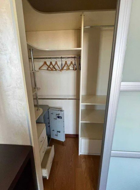 Аренда 2-комнатной квартиры 98 м², Жилянская ул., 59