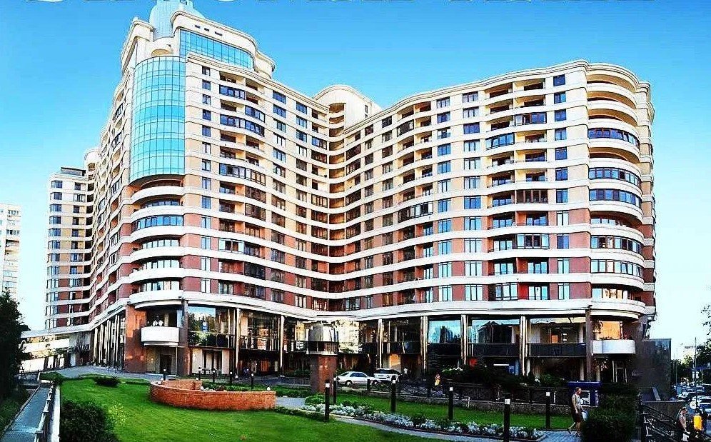 Аренда 2-комнатной квартиры 98 м², Жилянская ул., 59