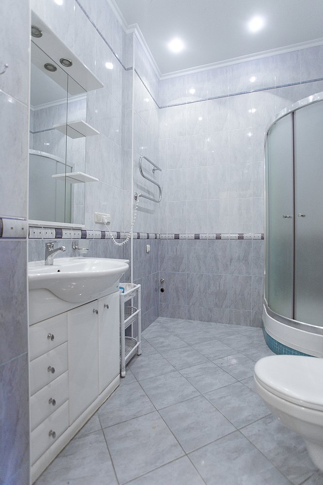 Оренда 3-кімнатної квартири 140 м², Терещенківська вул., 5