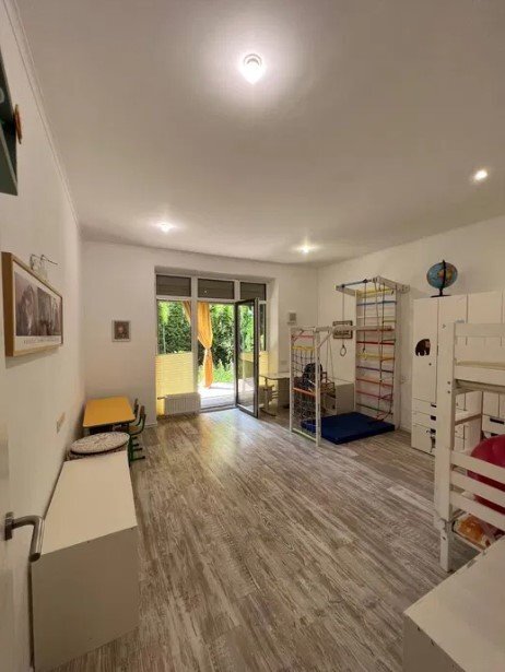 Аренда 2-комнатной квартиры 104 м², Замковецкая ул., 106Б