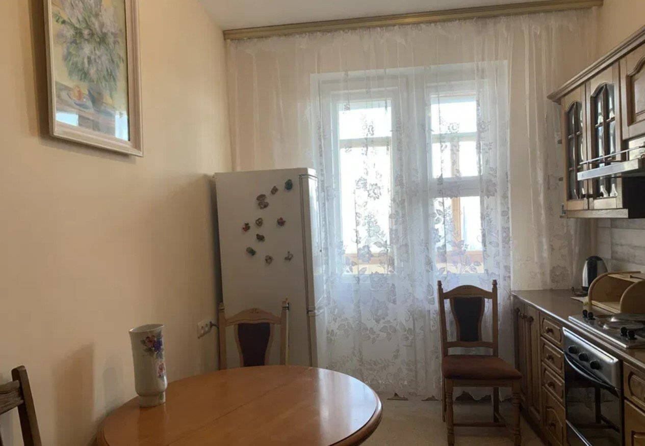 Аренда 3-комнатной квартиры 86 м², Дарницкий бул., 3А