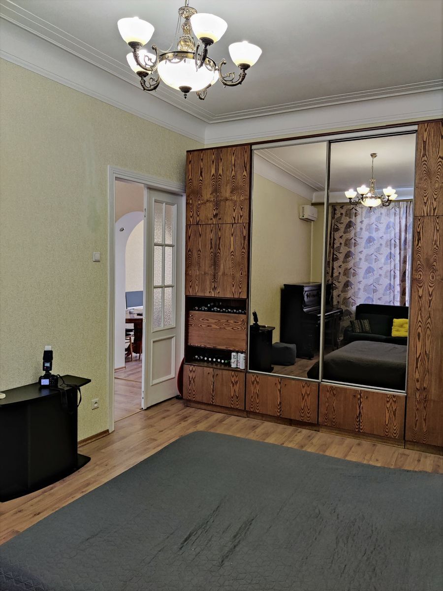 Аренда 3-комнатной квартиры 96 м², Банковая ул., 1/10