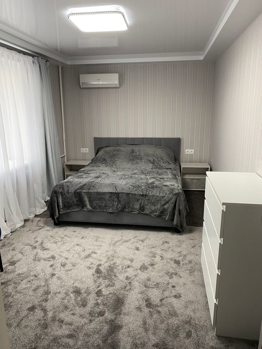 Оренда 2-кімнатної квартири 47 м², Перемоги просп., 16
